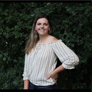 Meet your Posher, Abby